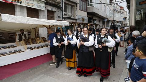 Festa das mozas en Xinzo de Limia. Ambiente por las calles