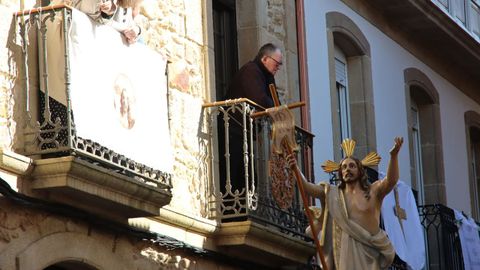 Procesi�n de Domingo de Resurrecci�n en Noia