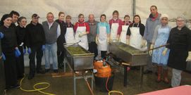 Los trabajadores de la cocina prepararon el cocido para que estuviera perfecto