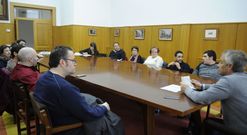 El Concello y los hosteleros estradenses celebraron ayer la primera reuni�n de organizaci�n. 