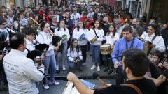 Foliada solidaria en A Baldosa