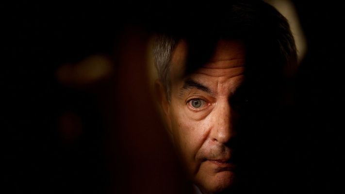 Rodr�guez Zapatero habla con los medios de comunicaci�n a su llegada a la presentaci�n de un libro en Madrid, el 24 de septiembre de 2024.