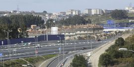 <span lang= es-es >Novo Mesoiro</span>. Los tejados de los inmuebles del barrio m�s joven de la ciudad son una de las vistas exclusivas desde la tercera ronda.