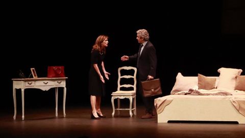 Ricardo Dar�n y Andrea Pietra, durante una de las representaciones de �Escenas de la vida conyugal� en el Teatro Col�n el pasado mes de octubre