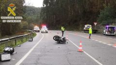 Accidente ocurrido este viernes en la N-541 que le cost� la vida a un motorista vecino de Mar�n