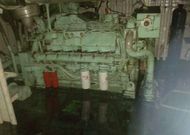 La v�a de agua que se abri� tras embarrancar aneg� la sala de m�quinas del atunero