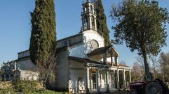 Iglesia y cementerio parroquial de Distriz, en el que est�n enterrados Manuel Rodr�guez de Blaboa y su esposa, Luisa Francisca Abdalar