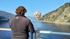 Uno de los globos de la empresa Aerotours que ofrecieron viajes tur�sticos en la Ribeira Sacra durante el pasado fin de semana 