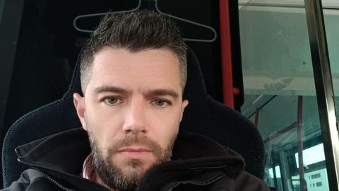 Carlos S�ez Fern�ndez, el conductor de autob�s que devolvi� 1.400 euros en Gij�n