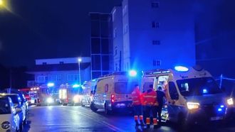 El incendio se registr en la madrugada de este sbado en el nmero 61 de la avenida de Marn, en Bueu