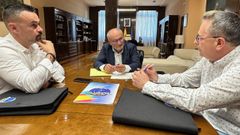 Reciente reuni�n de representantes de Jupol con el subdelegado del Gobierno en Pontevedra, Abel Losada