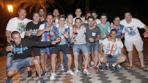 CLUB DE F�TBOL NOIA CELEBRA EL ASCENSO A TERCERA DIVISI�N 