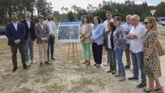 La Conselleira de Vivenda e Planificaci�n de Infraestruturas, Mar�a Mart�nez Allegue, present� el proyecto de ampliaci�n de la autov�a de la Costa da Morte.