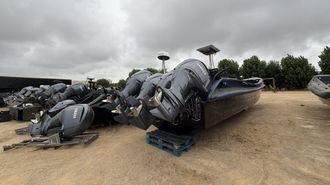 Varias narcolanchas tras ser desmantelada la mayor red de fabricaci�n de estas estructuras en la Pen�nsula Ib�rica, en Lisboa el pasado mes de julio.