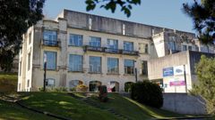 oza.En el campus de Oza, la UDC tiene uno de sus inmuebles m�s ic�nicos: proyectado en 1929 por Pedro Mari�o (autor del palacio de Mar�a Pita), su rehabilitaci�n corri� a cargo de un Premio Nacional de Arquitectura, Manuel de las Casas