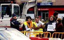 Un grupo de vecinos se han movilizado para impedir las obras previstas por el alcalde. 