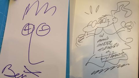 A la izquierda el dibujo de que le hizo el cantante de U2, Bono, y a la derecho un Mortadelo dibujado por Francisco Ibez
