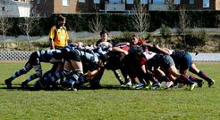 Una mel� en el encuentro celebrado ayer en Majadahonda.