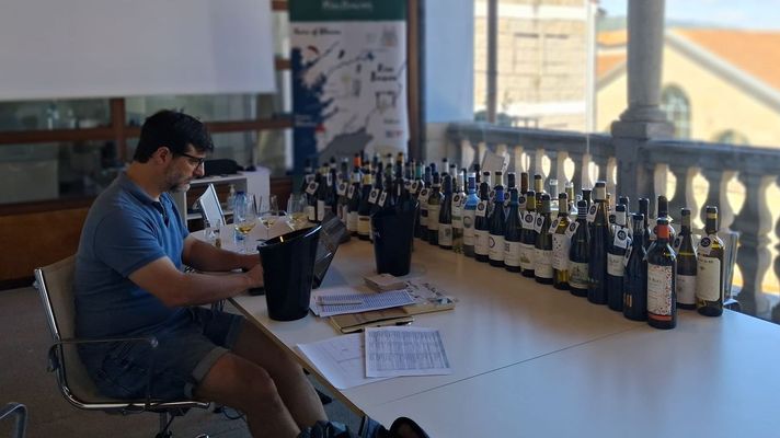 Esta es la tercera vez que Joaqu�n Hidalgo visita R�as Baixas para catar sus vinos