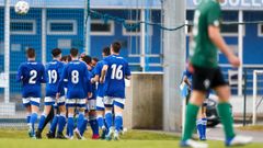Los futbolistas del Divisi�n de Honor del Real Oviedo celebran el gol ante el Racing de Ferrol