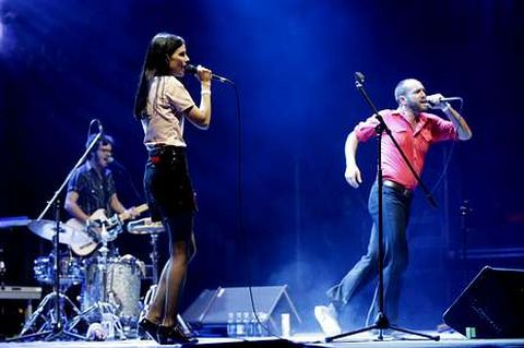 El grupo Delaf� y las Flores Azules, en una de las actuaciones estelares de la primera jornada del Noroeste Pop Rock. 