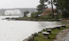 En Castrelo ya hay ya tramos de senda litoral que permiten pasear y disfrutar de las vistas a la r�a. 