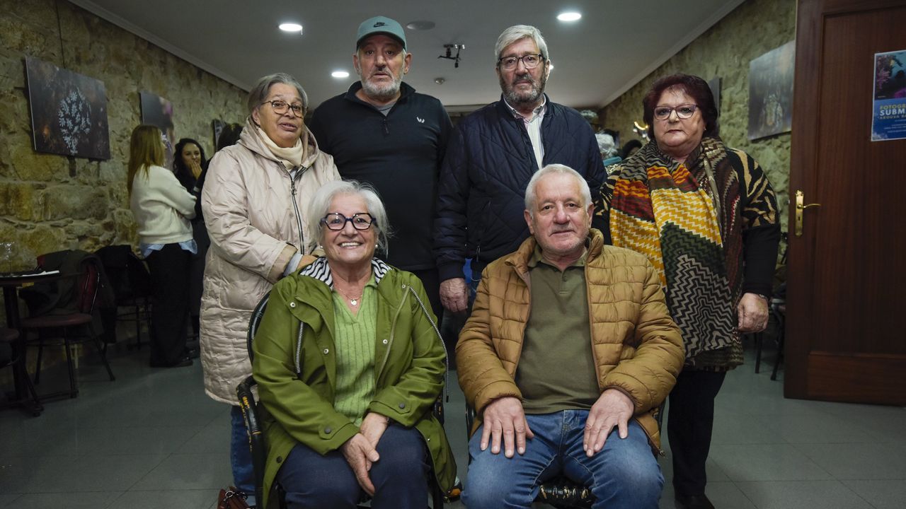 Un vermú rojo a la salud de A Carrilla, la mujer que abrazó su dolorosa memoria