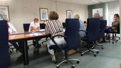 Miembros del comit� de empresa, en la reuni�n de esta ma�ana con el conselleiro de Industria