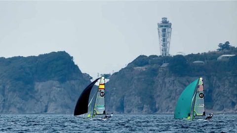 El 49er de Iago Lpez y Diego Botn, hace unos das en Enoshima