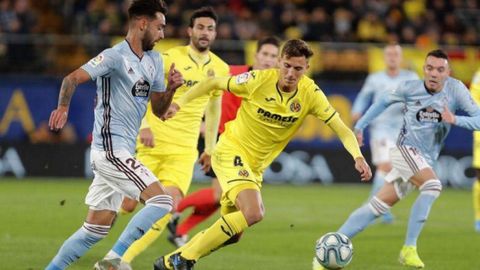 Brais Mndez y Pau Torres, en un partido en El Madrigal