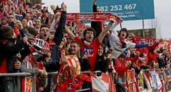 Seguidores del Sporting de Gij�n, anteayer en el �ngel Carro.