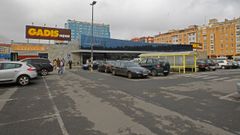 Imagen de archivo del exterior de la superficie comercial.