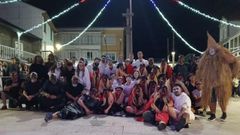 Todos los participantes en la escenificaci�n de la Noite Meiga, el s�bado en la plaza do Mes�n