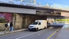 Puente de la calle Eduardo Pondal bajo la avenida de Vigo, en Pontevedra