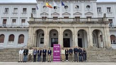 Minuto de silencio ante el Concello de Ferrol