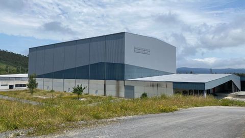 Naves en Lourenz� de Cocinas Santos