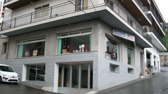 Una de las sedes de la empresa Viso e Hijos S. L. en Cortegada.