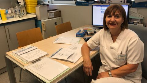 En la imagen, Chus Goberna, enfermera de la unidad del dolor del Meixoeiro