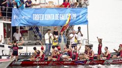La regata de la Liga A de Trai�eiras disputada en Cesantes, en im�genes