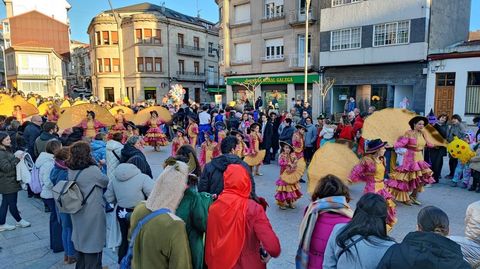 En el desfile de comparsas hubo premios para las categor�as infantiles