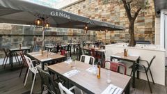 El Gobierno luso exigir� una distancia de dos metros entre las mesas de los locales de hosteler�a.