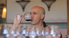 Uno de los miembros del jurado en la cata celebrada el pasado a�o en el parador
