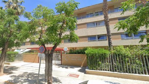 Vista panormica de la entrada de la residencia en 2021.