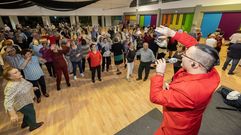 Un dos bailes que xa ten habido no mercado, neste caso con Mart�n Carri�n 