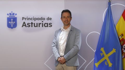 El consejero de Ordenaci�n de Territorio, Urbanismo, Vivienda y Derechos Ciudadanos, Ovidio Zapico