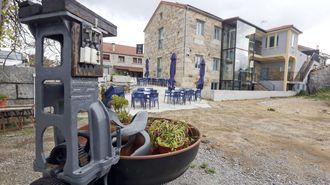 Uno de los proyectos cofinanciados a trav�s de uno de los ocho GALP gallegos en el 2025 fue la ampliaci�n de la pensi�n O Legado de Ramira, situada en Ribadumia (foto de febrero del 2024).