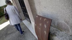 Chequeo al entorno del monumento en Ribeira