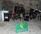Objetos robados recuperados por la Guardia Civil en Negreira. 