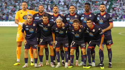 Once con el que el Deportivo se enfrent� de inicio al C�rdoba en El Arc�ngel