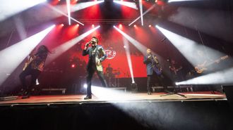 A banda R�faga, durante un concerto ofrecido en Laxe
